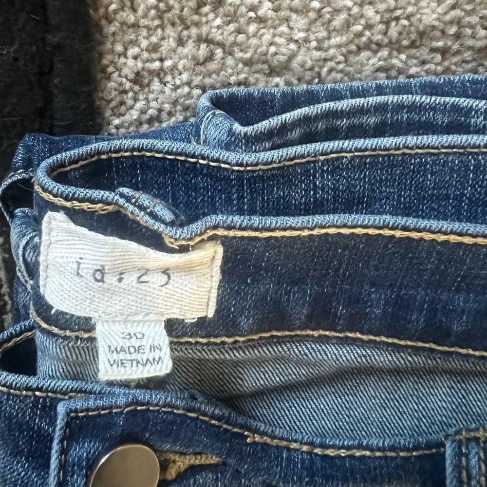Distressed Jeans - Picture 2 of 2